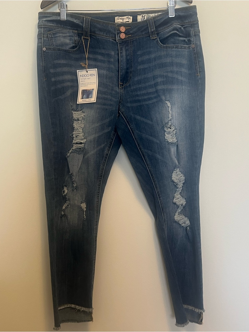 Indigo Rein Distressed Medium-Dark Blue Cropped Skinny Jeans